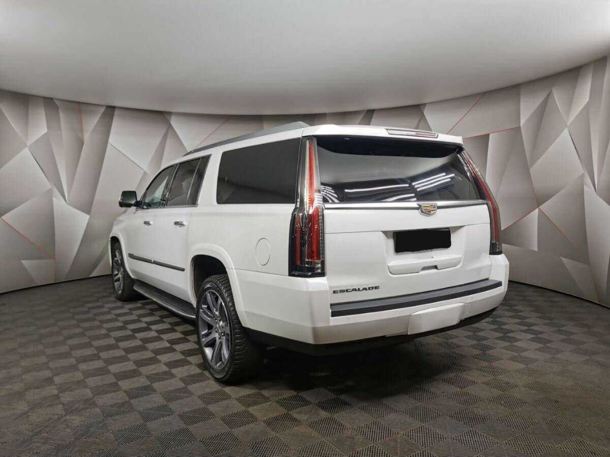 Купить Cadillac Escalade с пробегом. Фото: #3
