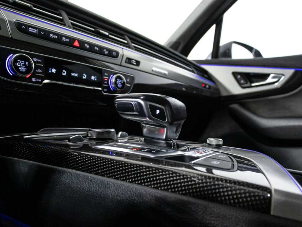 Купить Audi SQ7 с пробегом. Фото: #20