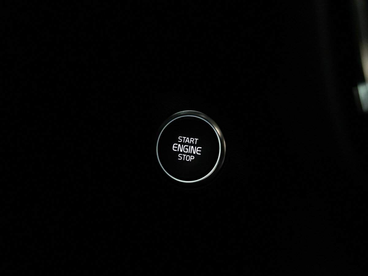 Купить Volvo XC40 с пробегом. Фото: #18