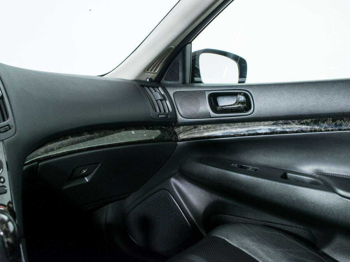 Купить Infiniti G с пробегом. Фото: #14