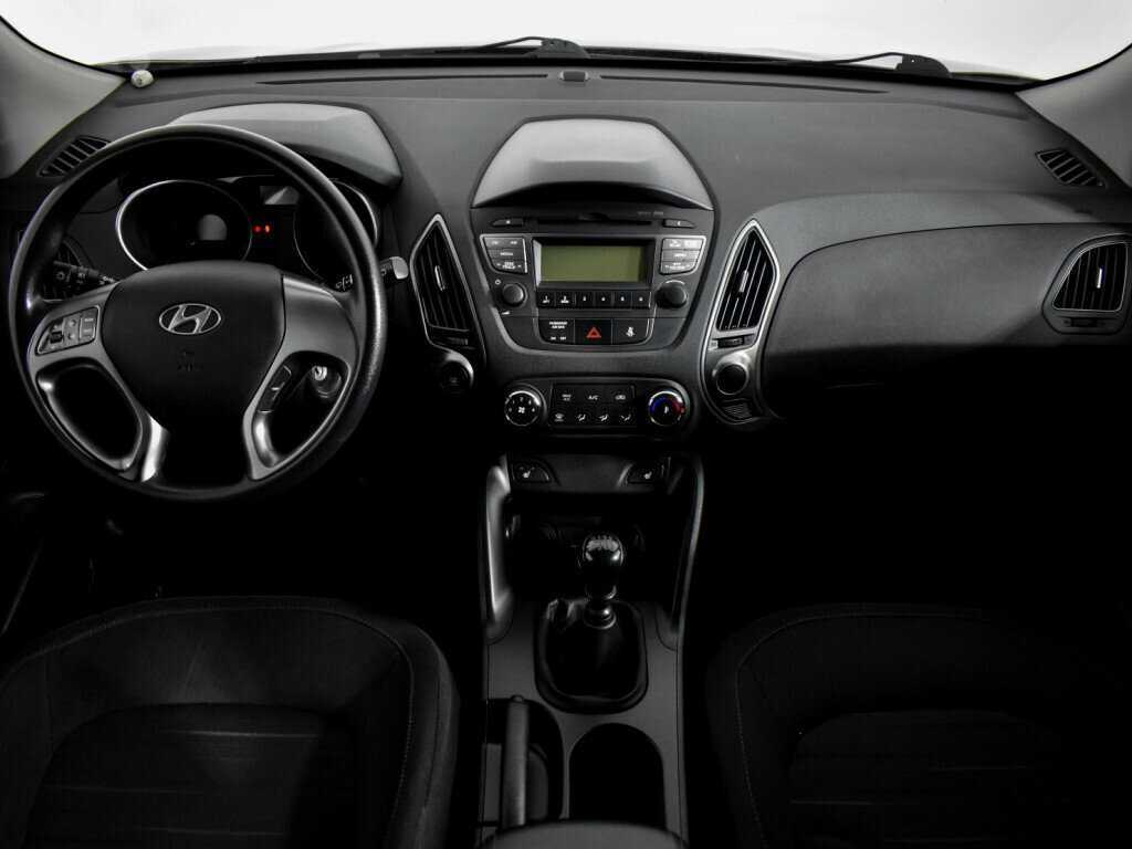 Купить Hyundai ix35 с пробегом. Фото: #13