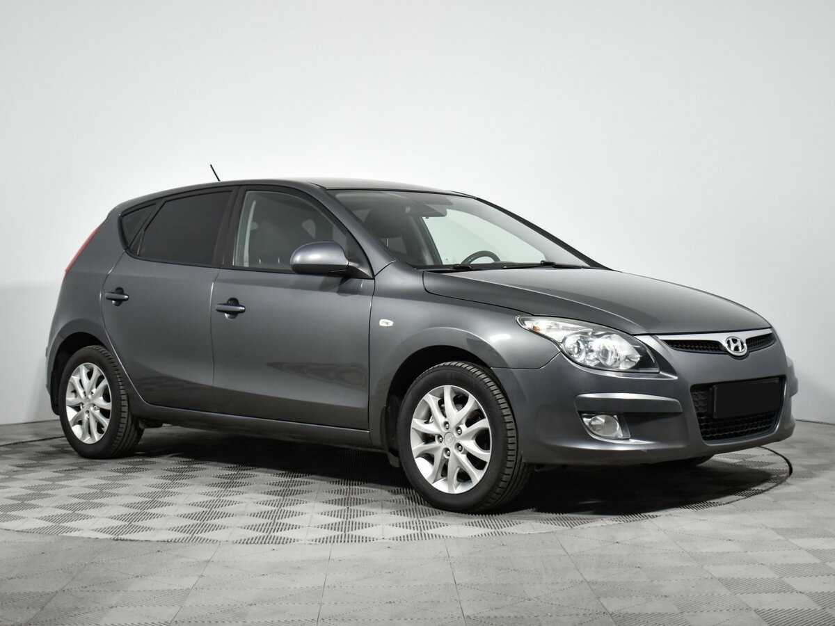 Купить Hyundai i30 с пробегом. Фото: #2