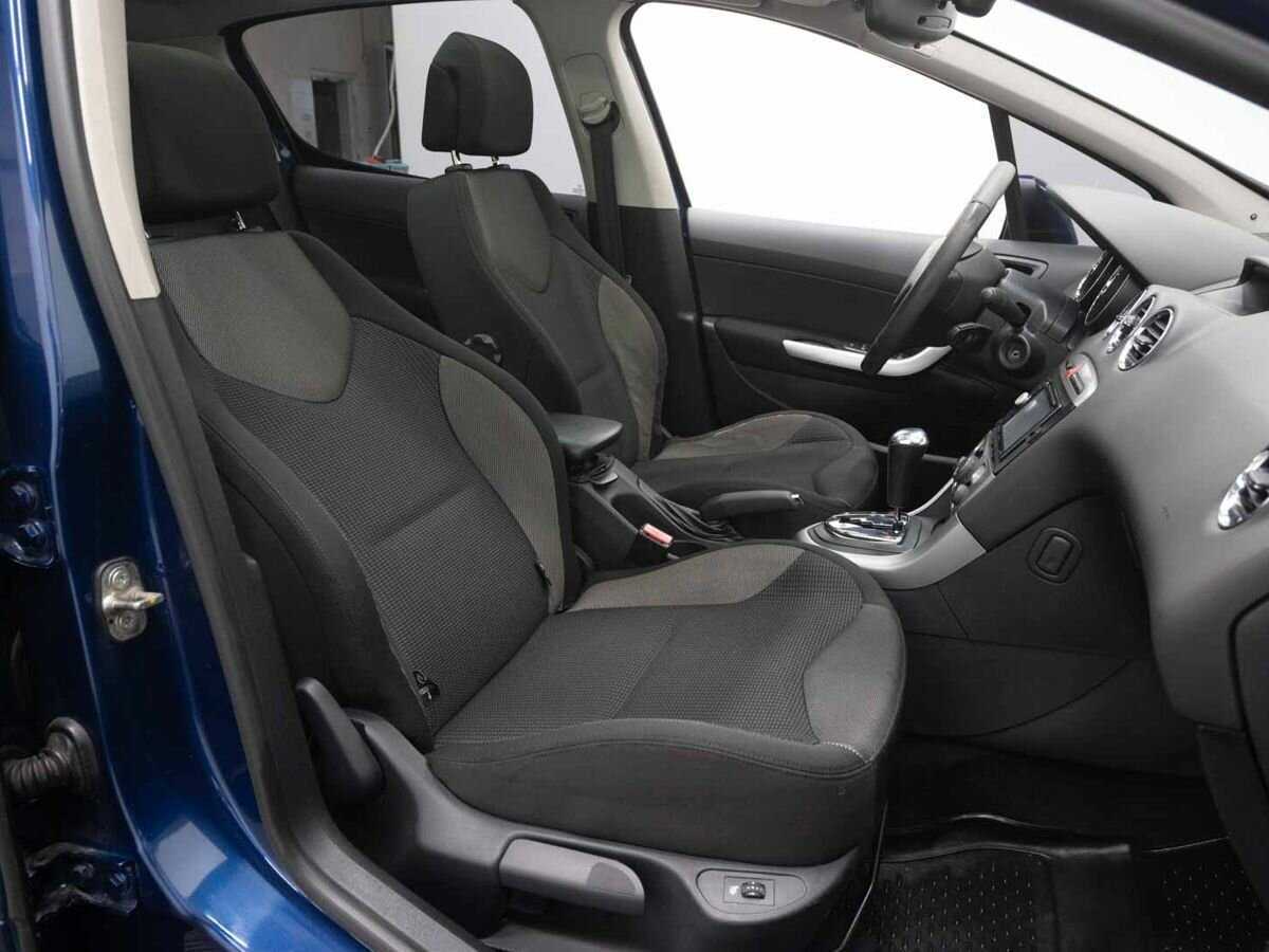 Купить Peugeot 308 с пробегом. Фото: #10