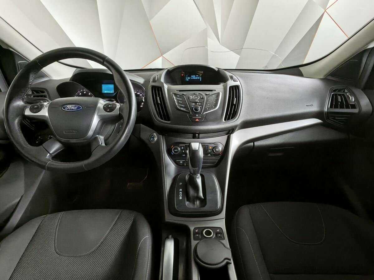 Купить Ford Kuga с пробегом. Фото: #8