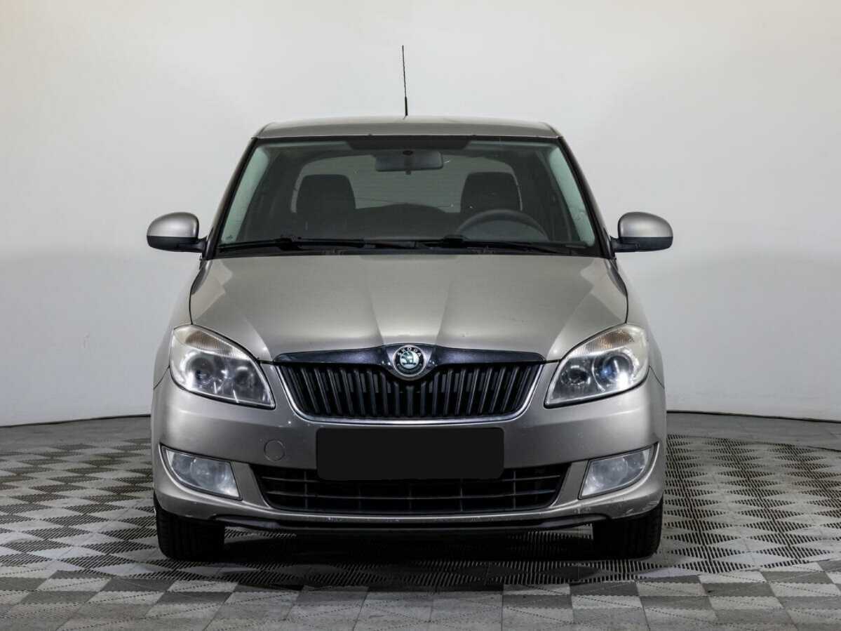 Купить Skoda Fabia с пробегом. Фото: #1