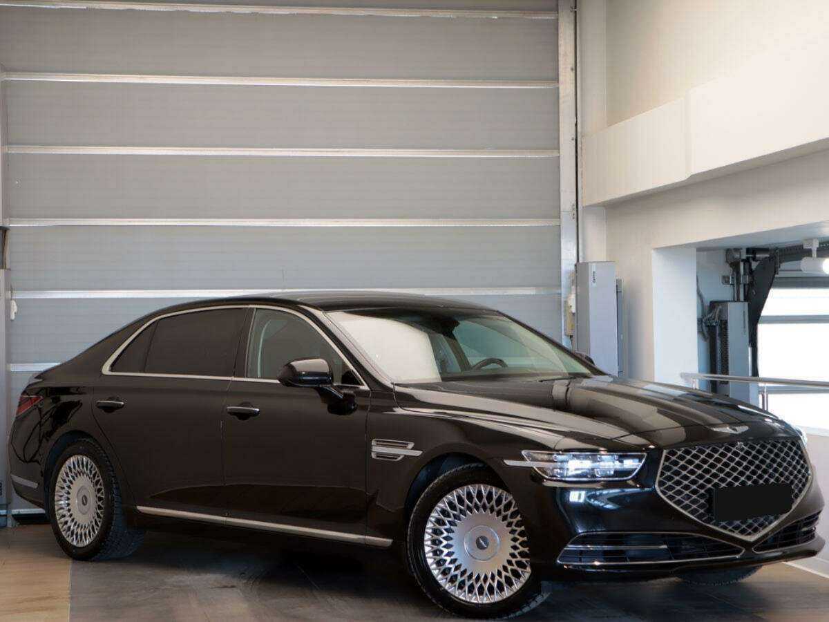 Купить Genesis G90 с пробегом. Фото: #2