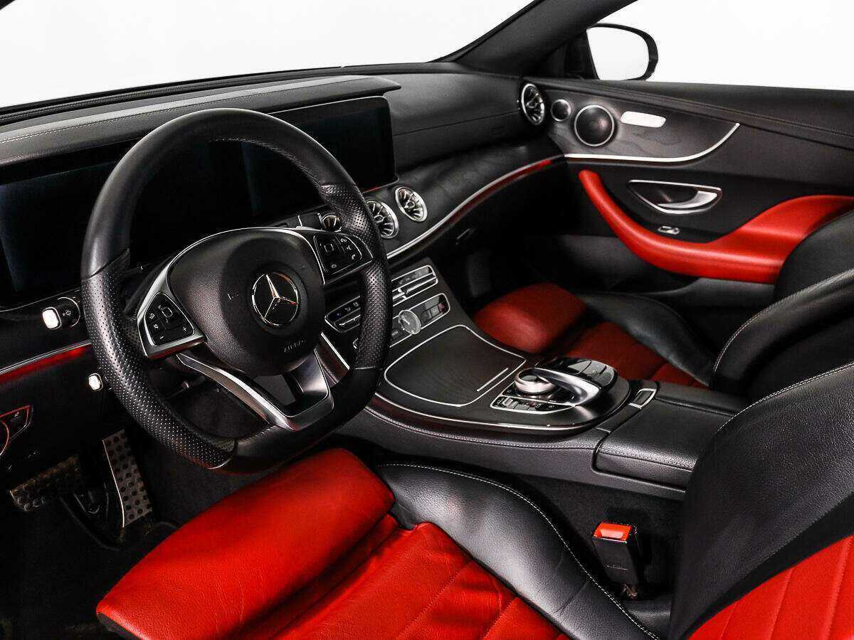 Купить Mercedes-Benz E-Класс с пробегом. Фото: #8