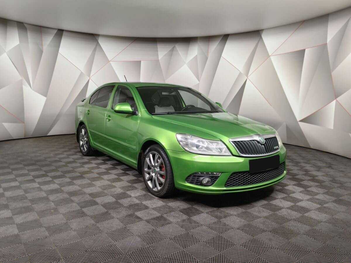 Купить Skoda Octavia RS с пробегом. Фото: #2