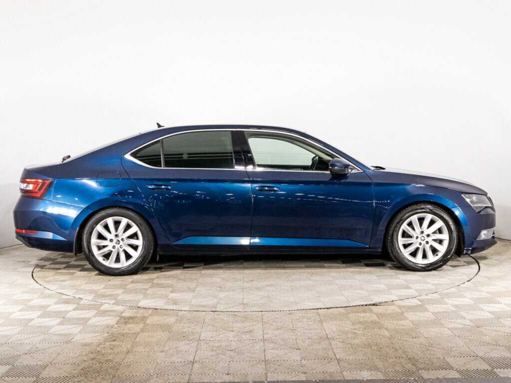 Купить Skoda Superb с пробегом. Фото: #3