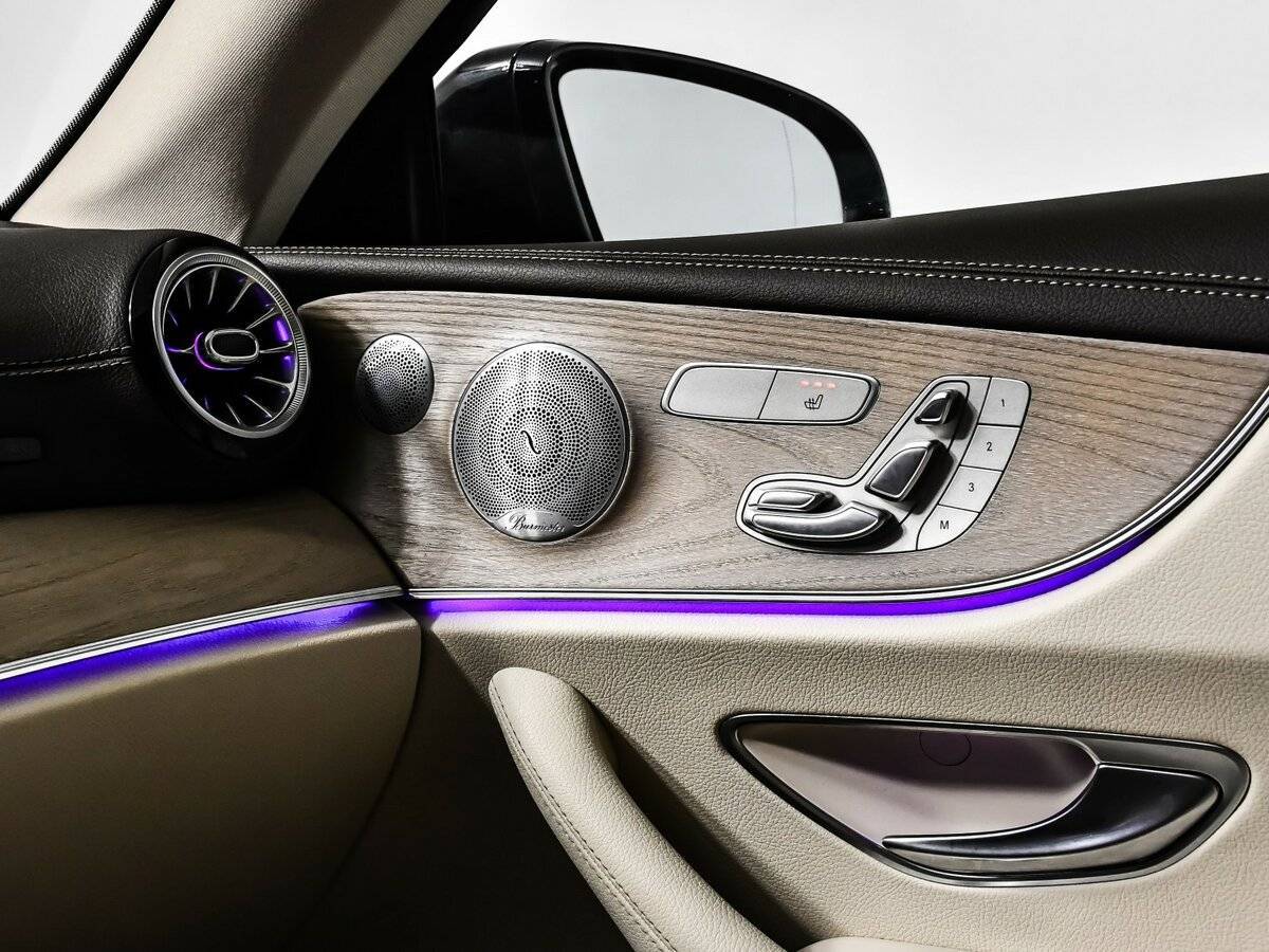 Купить Mercedes-Benz E-Класс с пробегом. Фото: #16