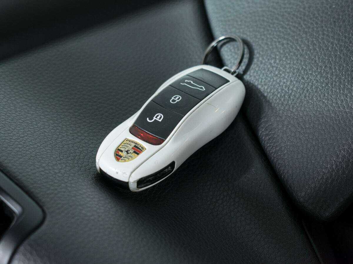Купить Porsche Cayenne с пробегом. Фото: #15