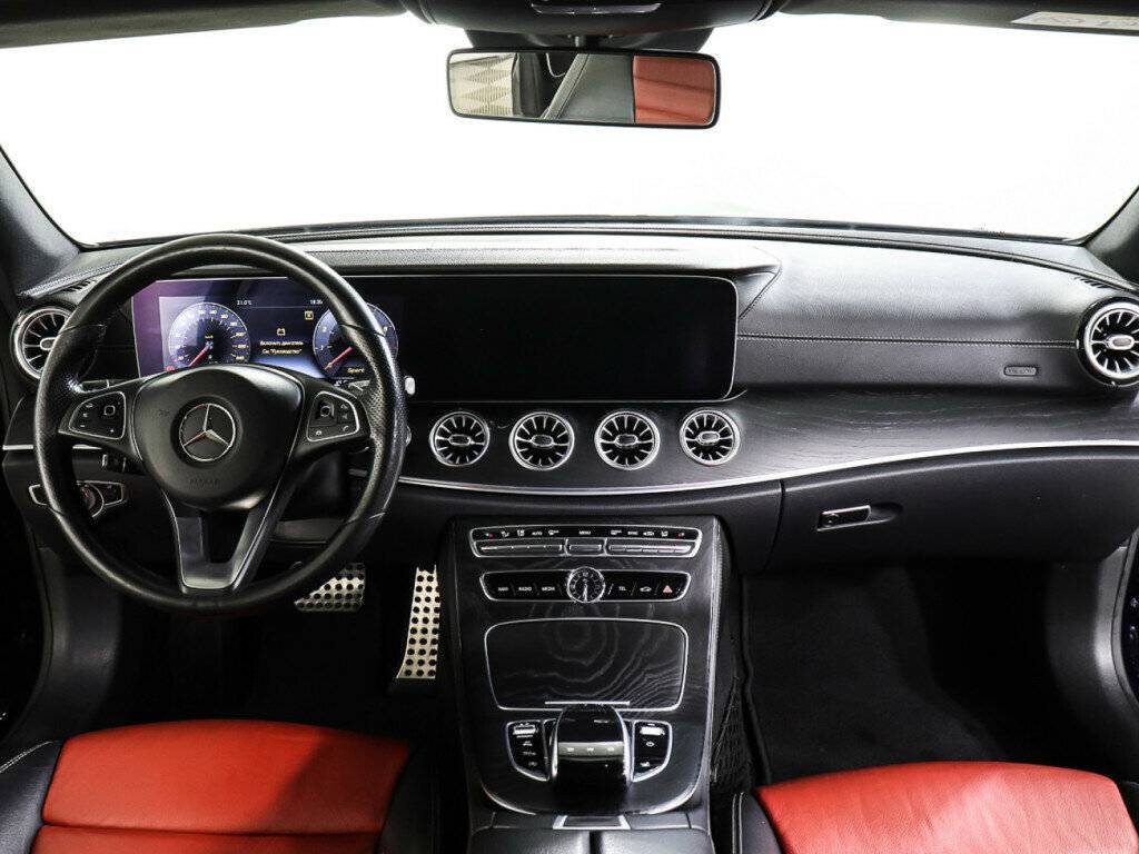 Купить Mercedes-Benz E-Класс с пробегом. Фото: #12