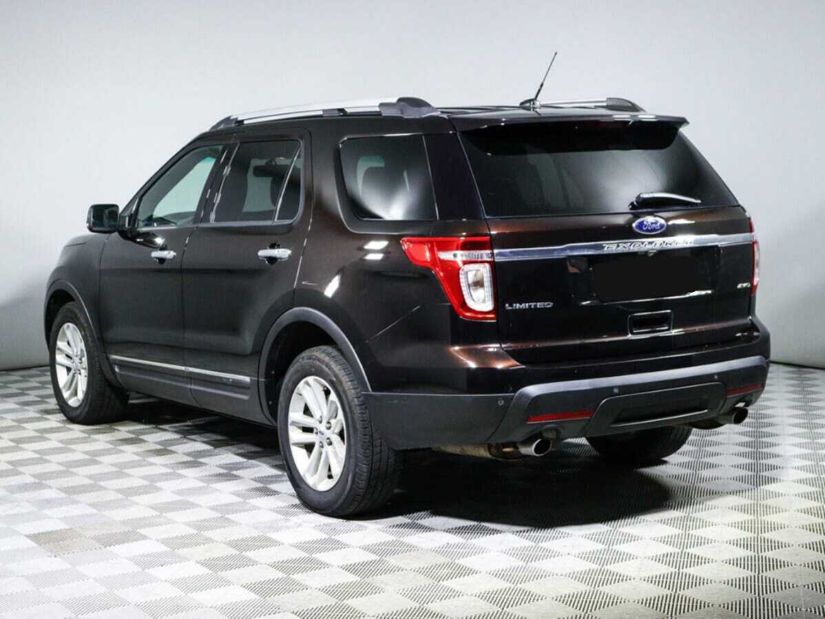 Купить Ford Explorer с пробегом. Фото: #6