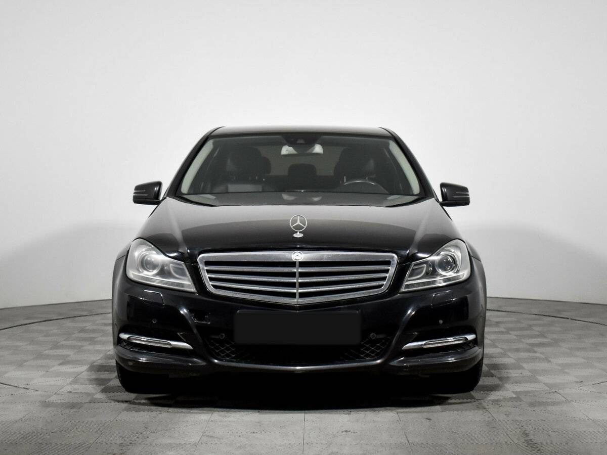 Купить Mercedes-Benz C-Класс с пробегом. Фото: #1