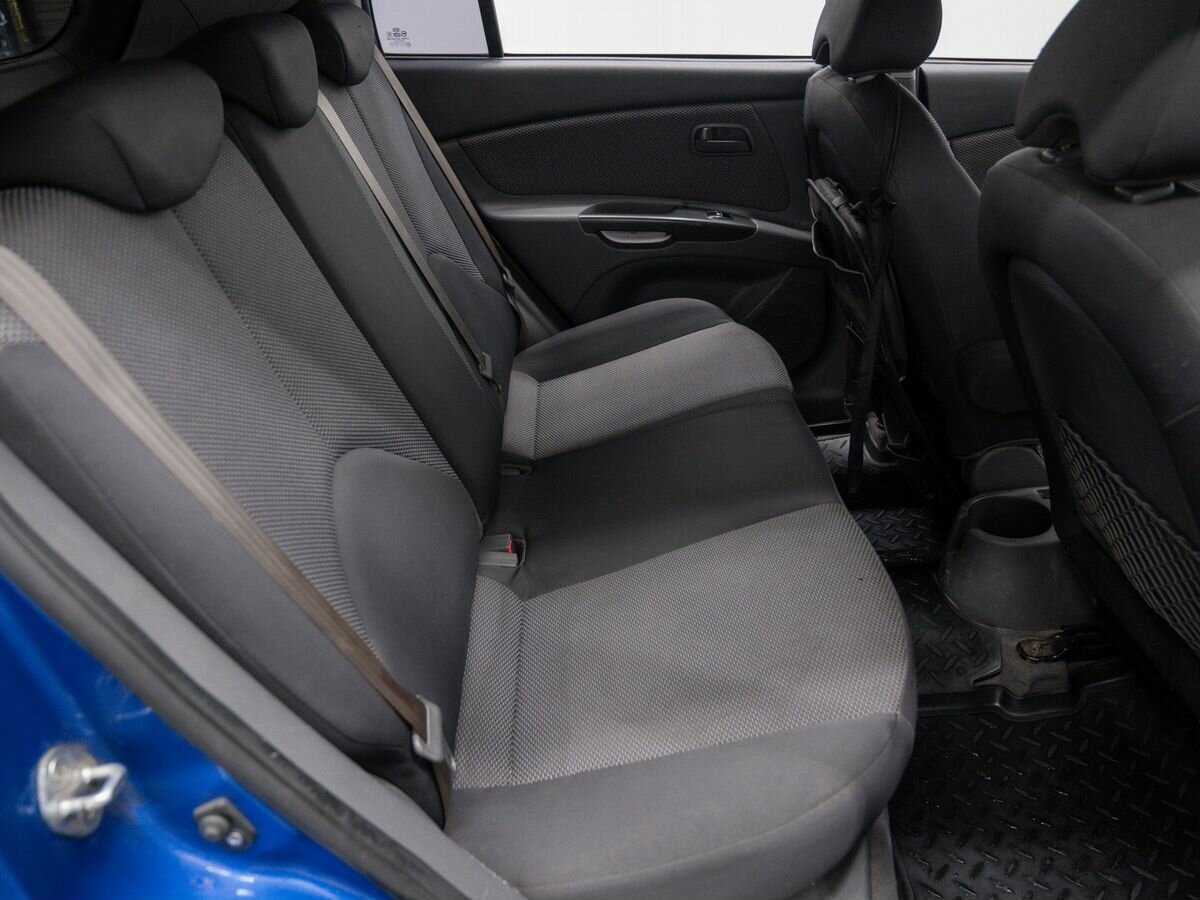 Купить Kia Rio с пробегом. Фото: #7
