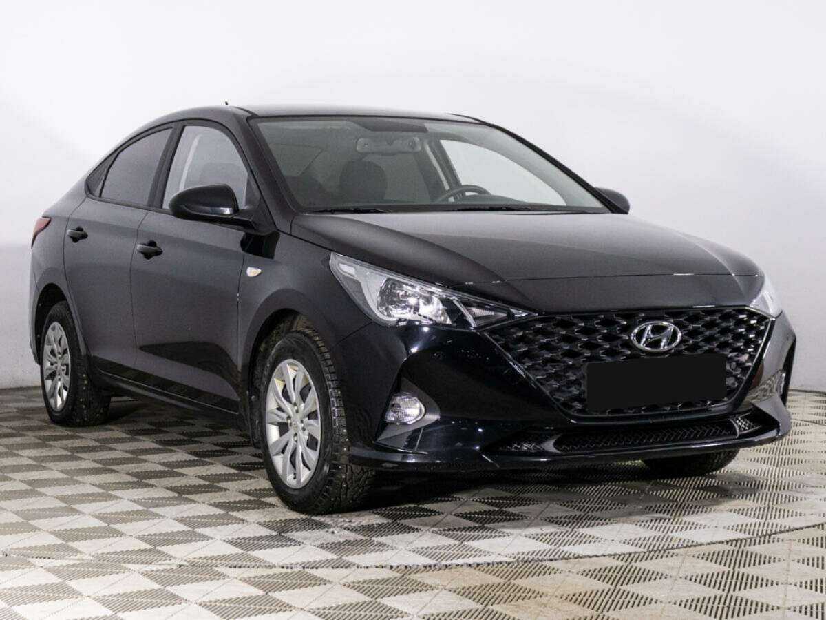 Купить Hyundai Solaris с пробегом. Фото: #2