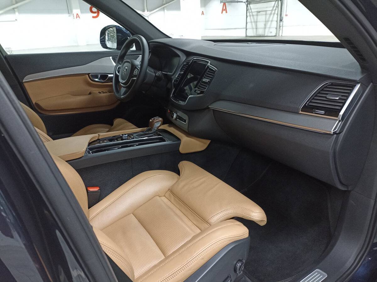 Купить Volvo XC90 с пробегом. Фото: #10