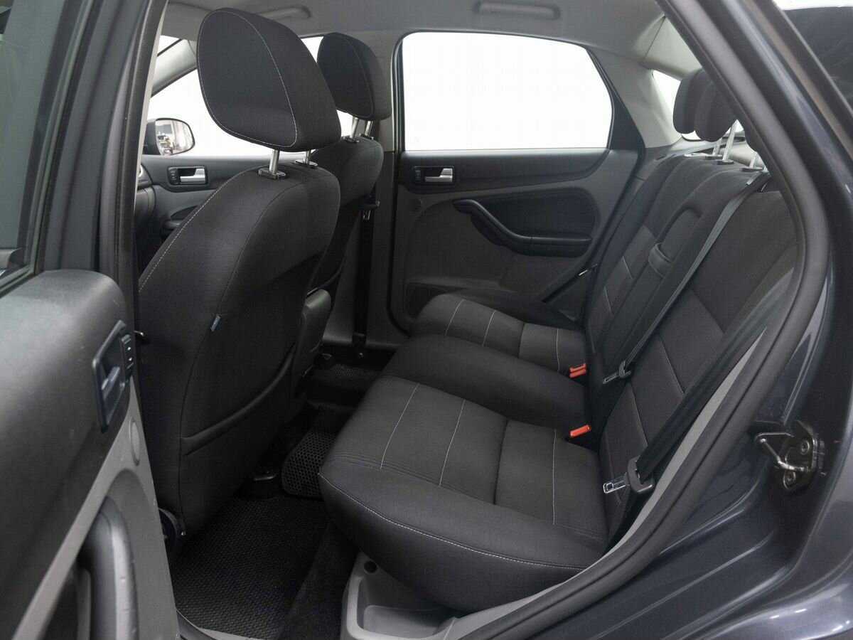 Купить Ford Focus с пробегом. Фото: #9