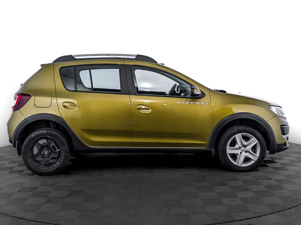Купить Renault Sandero с пробегом. Фото: #3