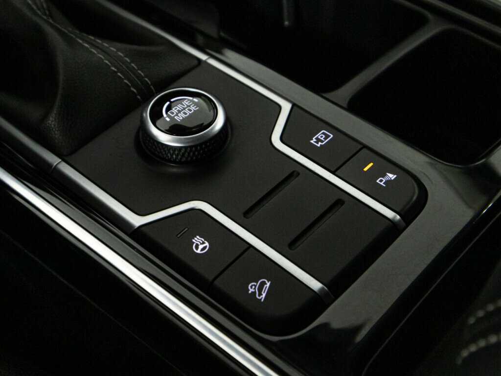 Купить Kia Sorento с пробегом. Фото: #19