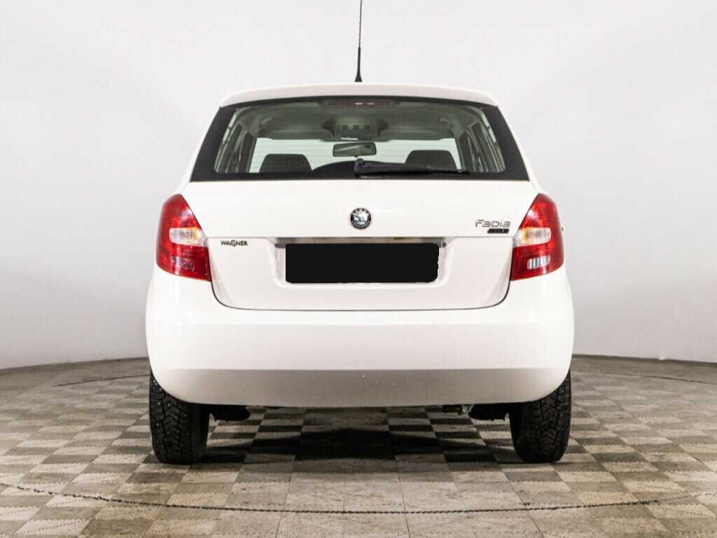 Купить Skoda Fabia с пробегом. Фото: #5