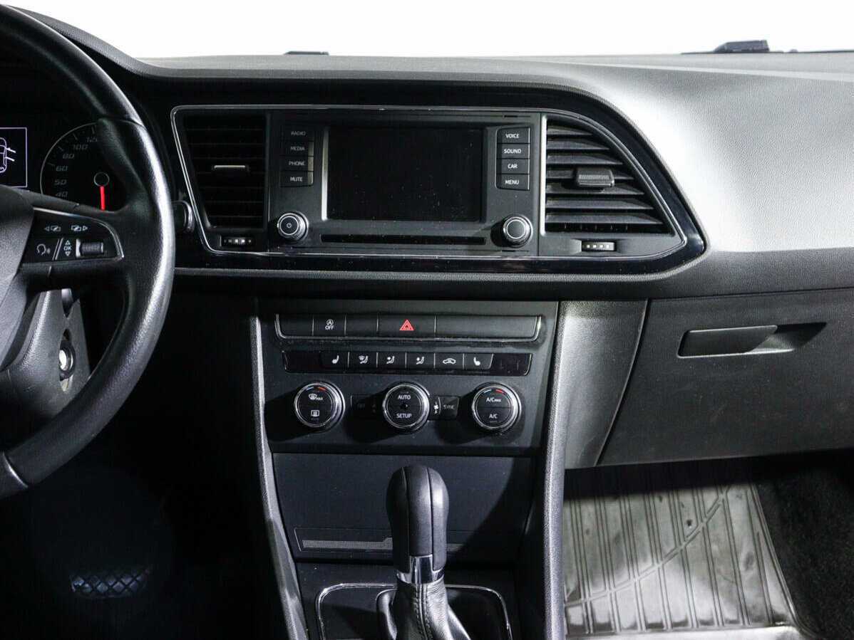 Купить SEAT Leon с пробегом. Фото: #10