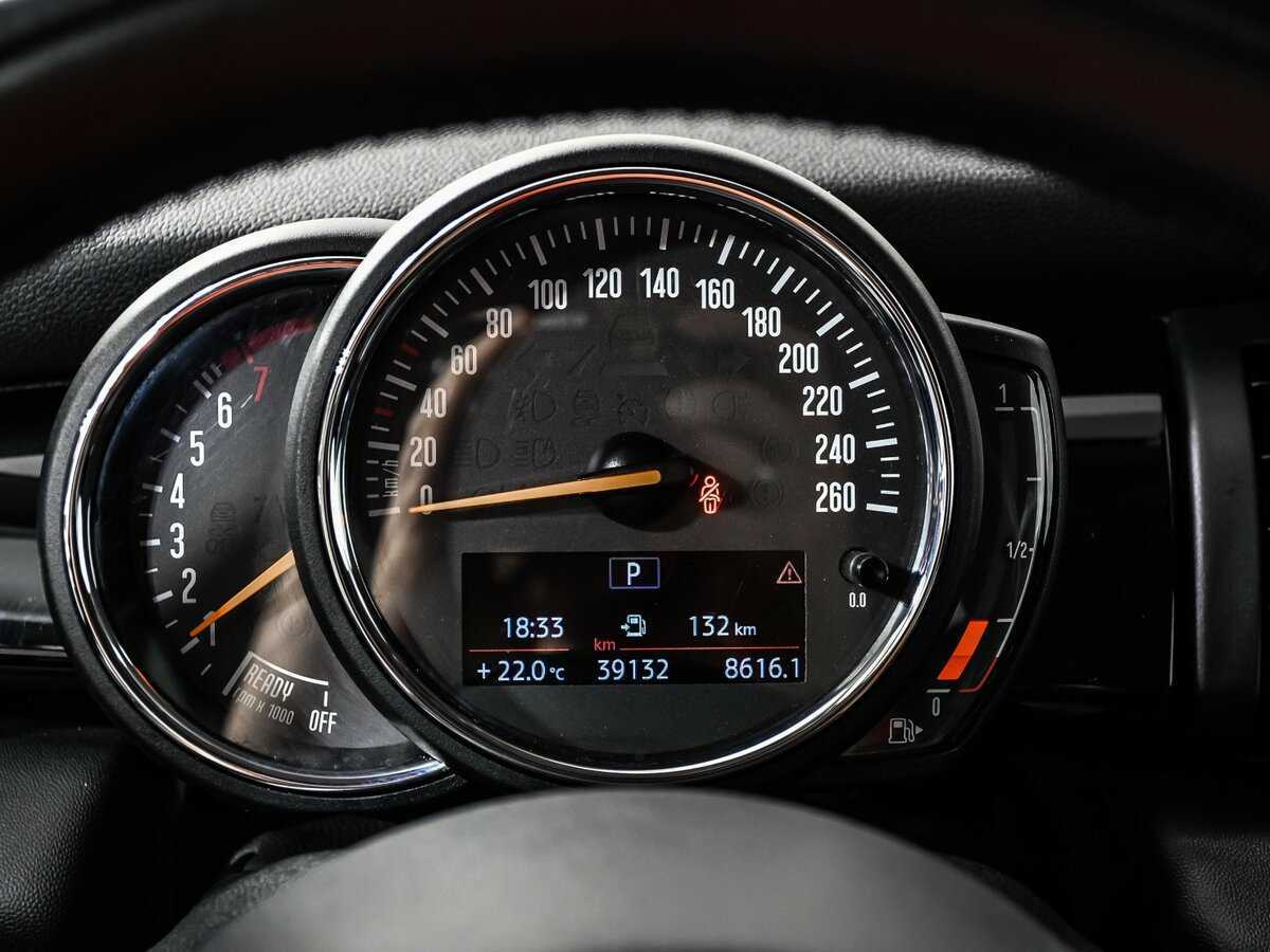 Купить Mini Hatch с пробегом. Фото: #9