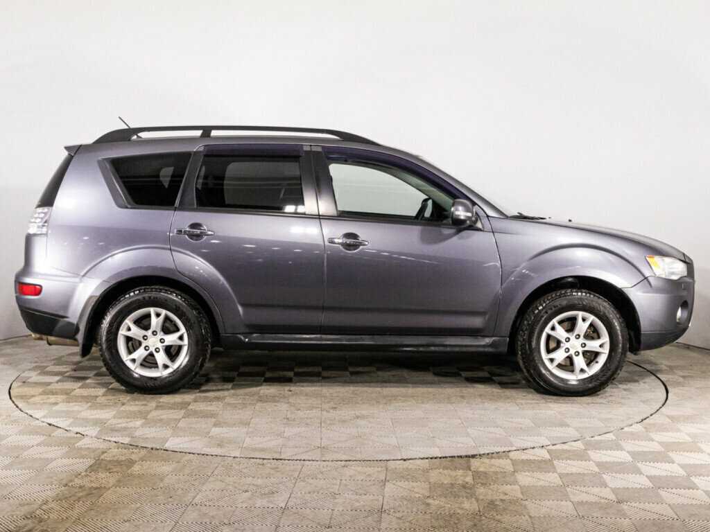 Купить Mitsubishi Outlander с пробегом. Фото: #3