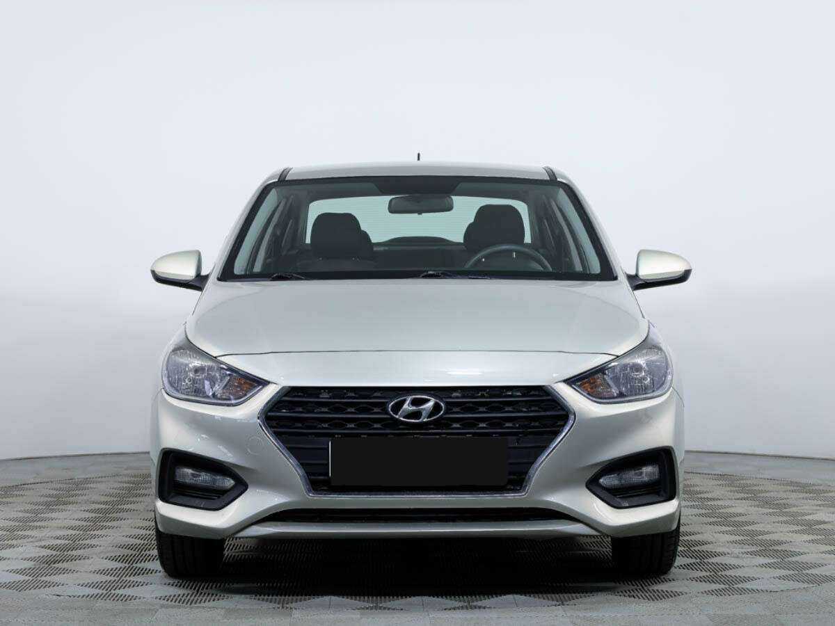 Купить Hyundai Solaris с пробегом. Фото: #0