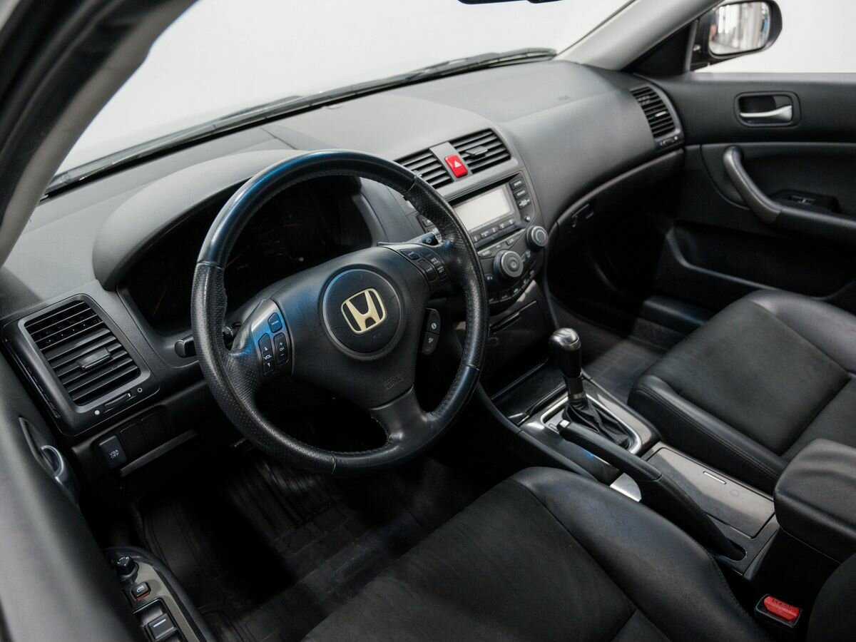 Купить Honda Accord с пробегом. Фото: #12