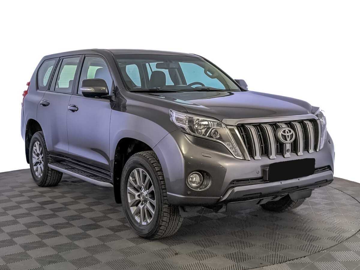 Купить Toyota Land Cruiser Prado с пробегом. Фото: #2