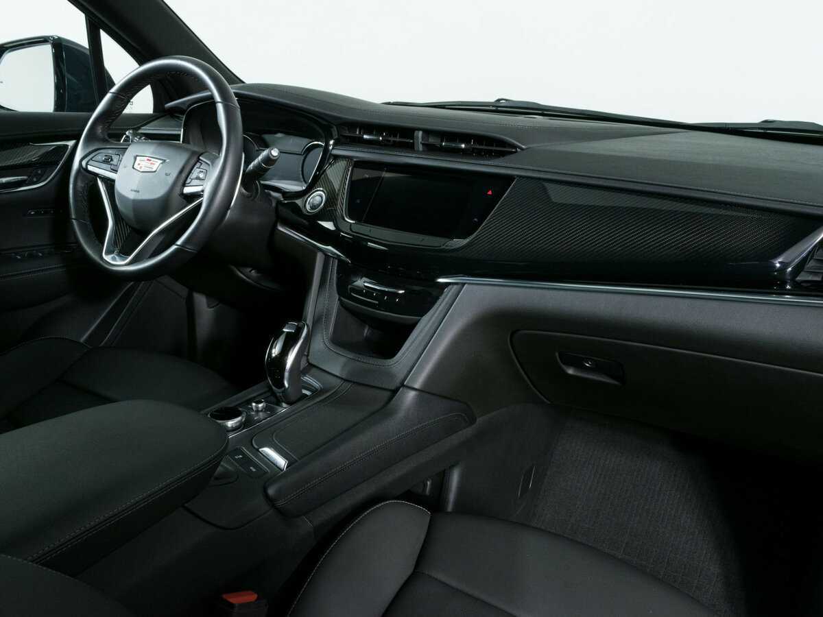 Купить Cadillac XT6 с пробегом. Фото: #11