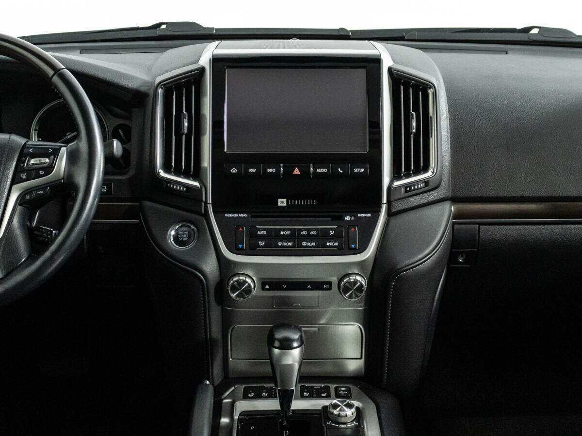 Купить Toyota Land Cruiser с пробегом. Фото: #13