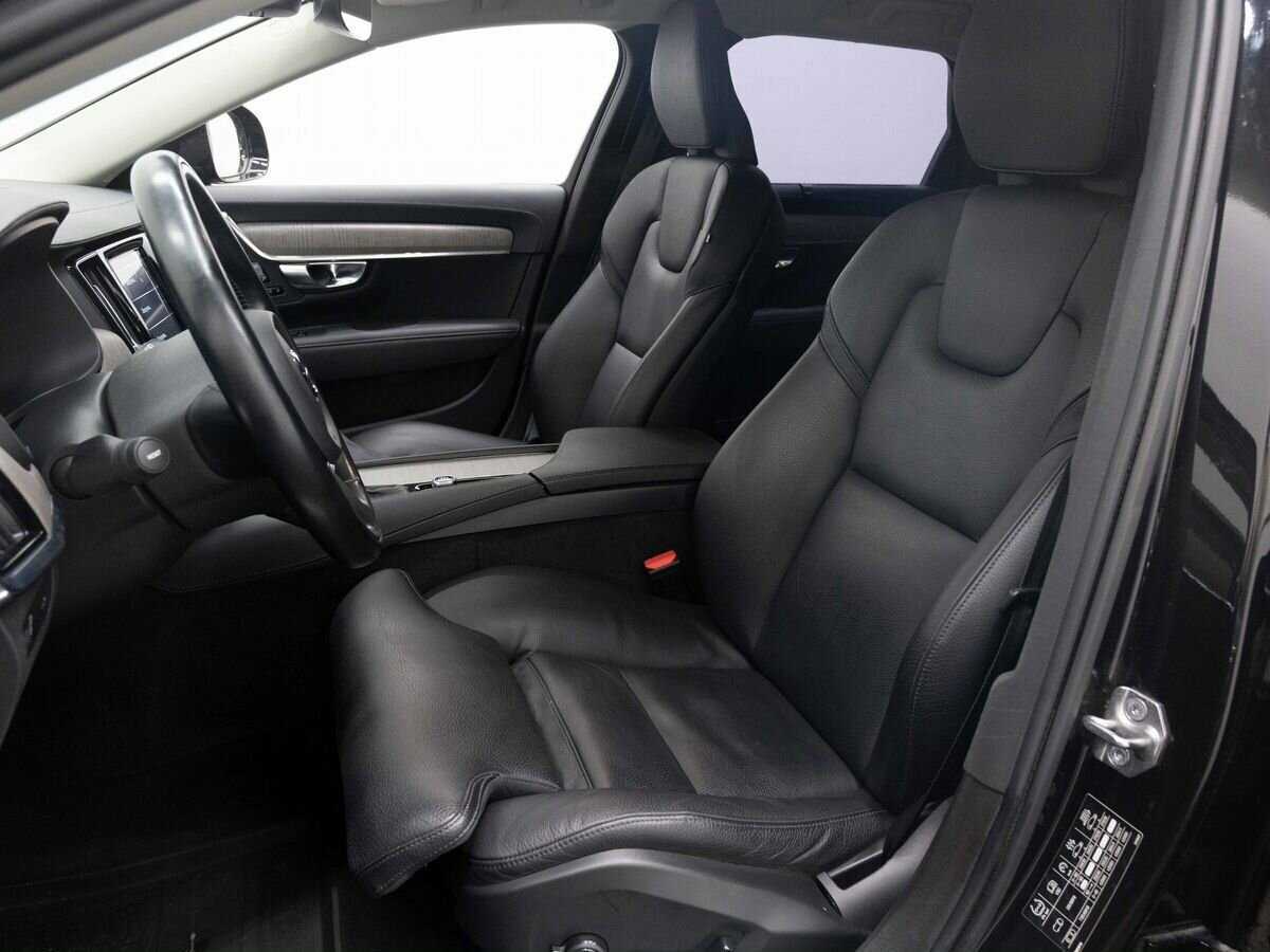 Купить Volvo V90 Cross Country с пробегом. Фото: #8