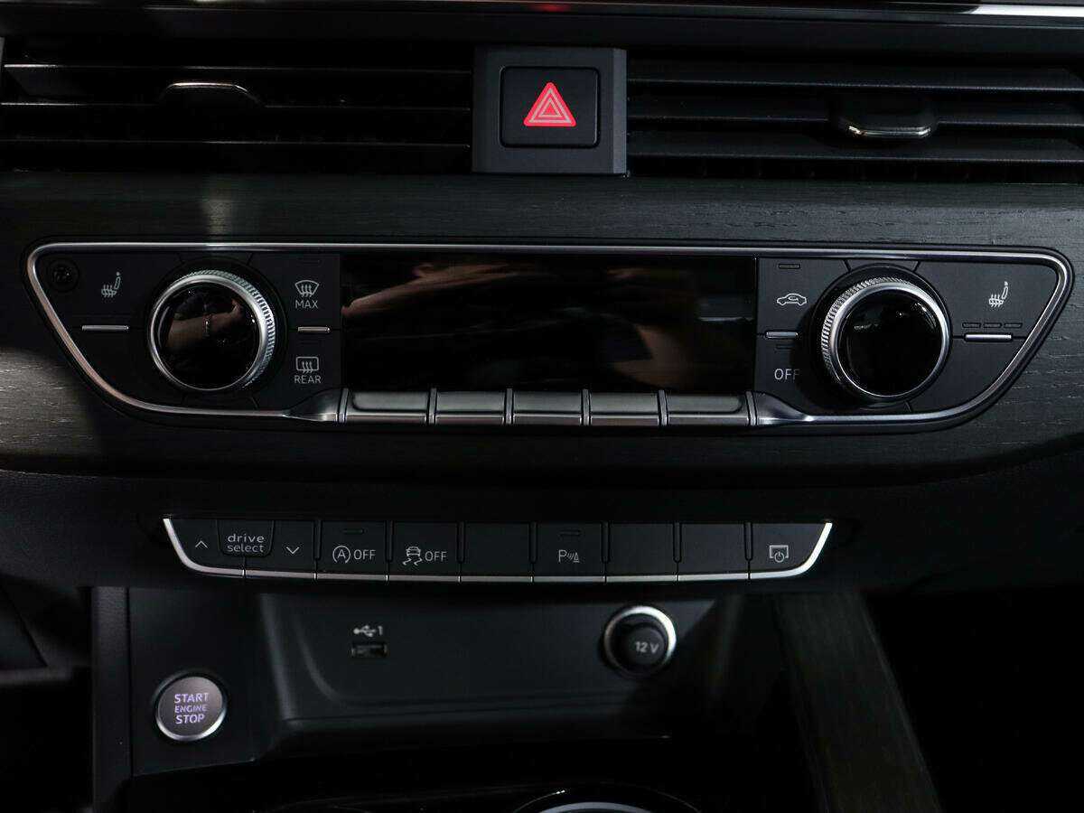 Купить Audi A4 с пробегом. Фото: #21