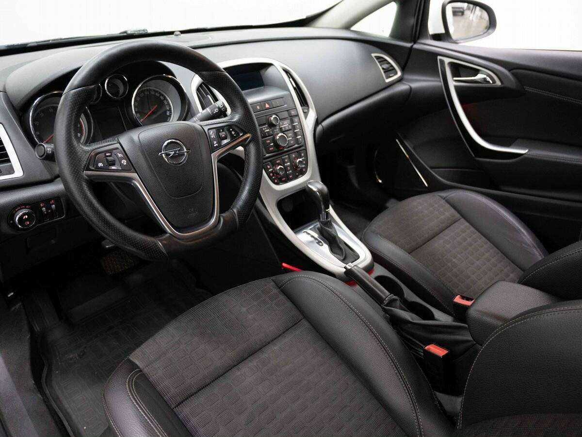 Купить Opel Astra с пробегом. Фото: #6