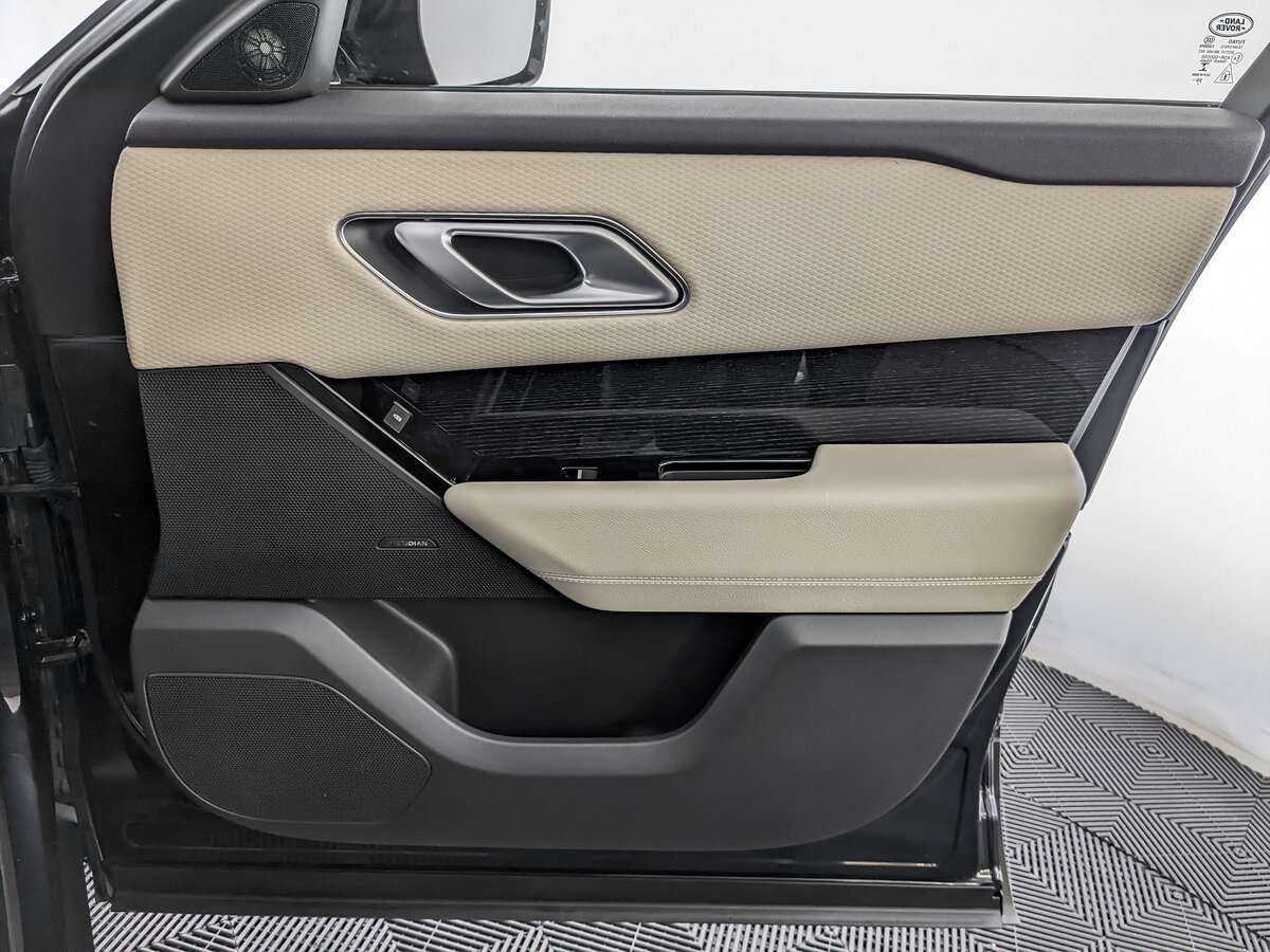 Купить Land Rover Range Rover Velar с пробегом. Фото: #19