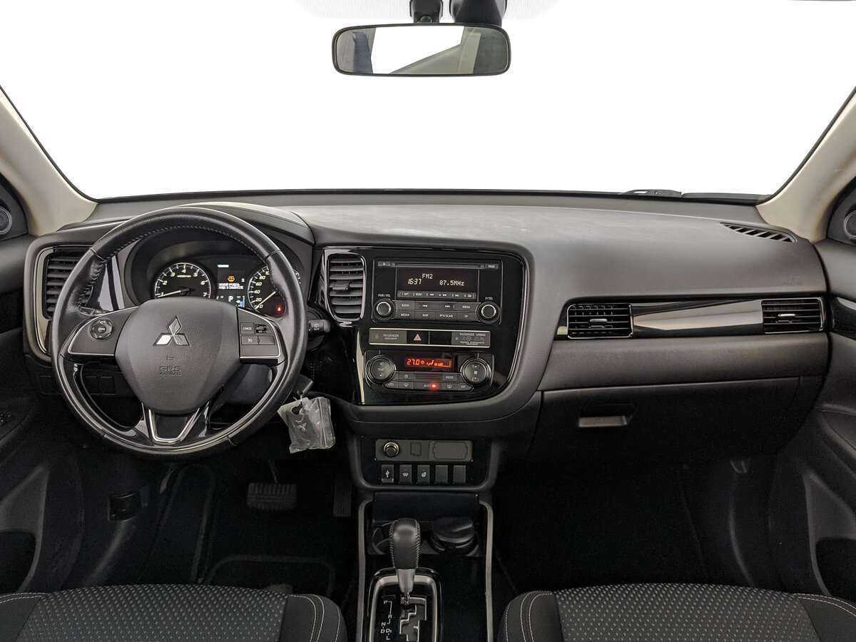 Купить Mitsubishi Outlander с пробегом. Фото: #9