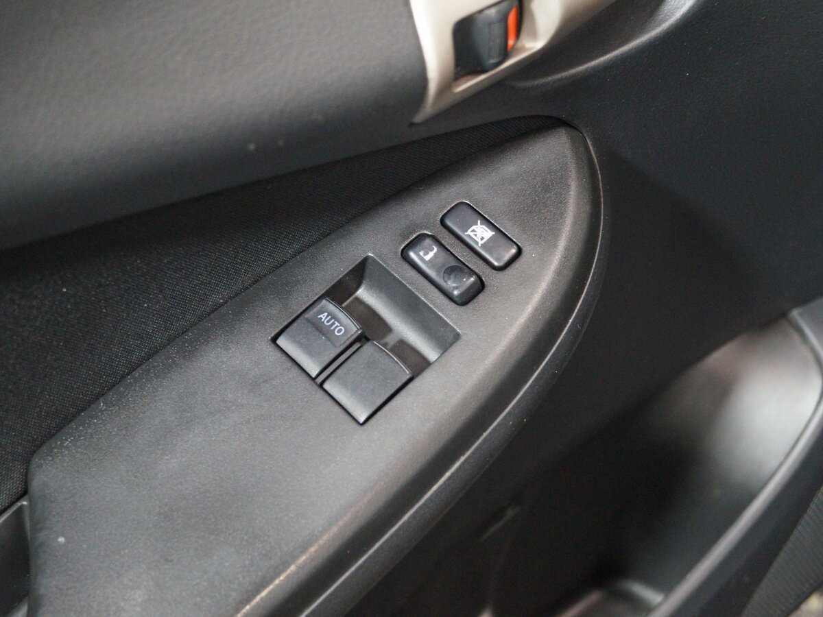 Купить Toyota Corolla с пробегом. Фото: #11
