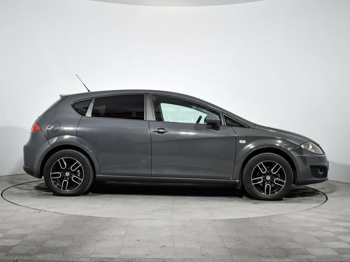 Купить SEAT Leon с пробегом. Фото: #3