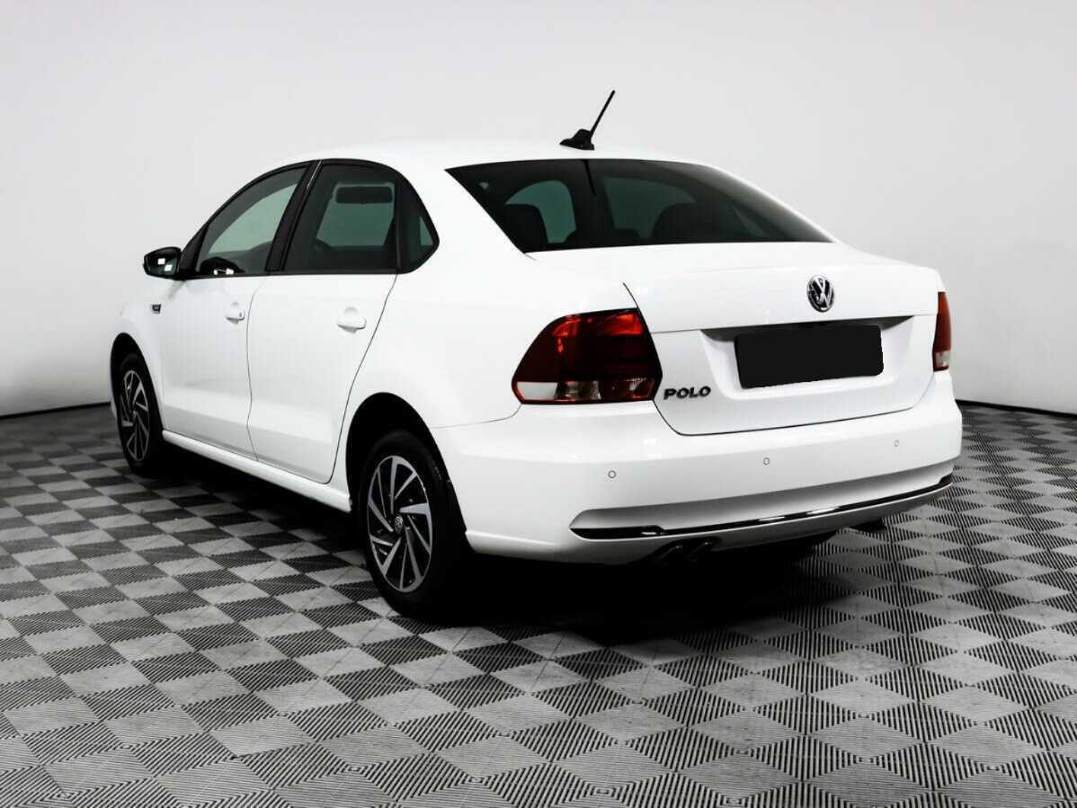 Купить Volkswagen Polo с пробегом. Фото: #6