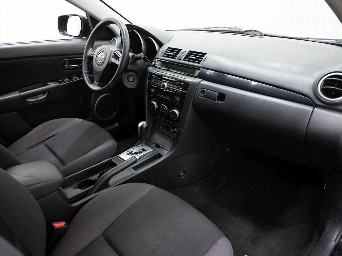 Купить Mazda 3 с пробегом. Фото: #10