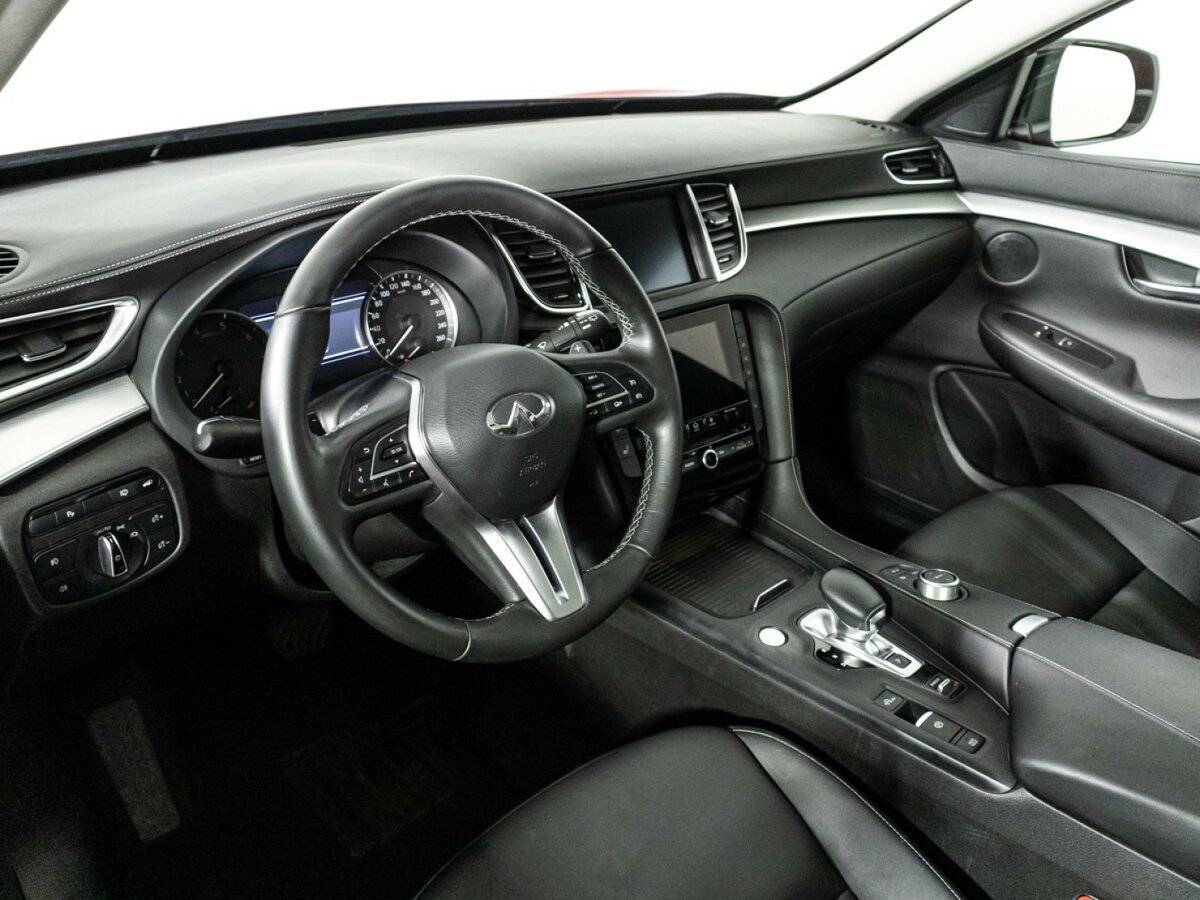 Купить Infiniti QX50 с пробегом. Фото: #10