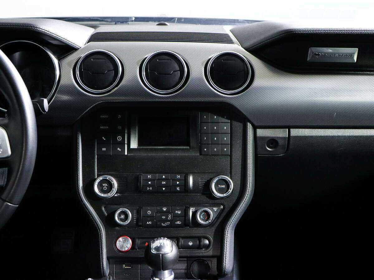 Купить Ford Mustang с пробегом. Фото: #12