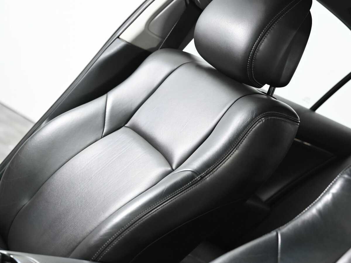 Купить Toyota Avensis с пробегом. Фото: #9