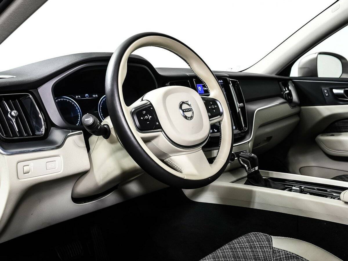 Купить Volvo XC60 с пробегом. Фото: #11