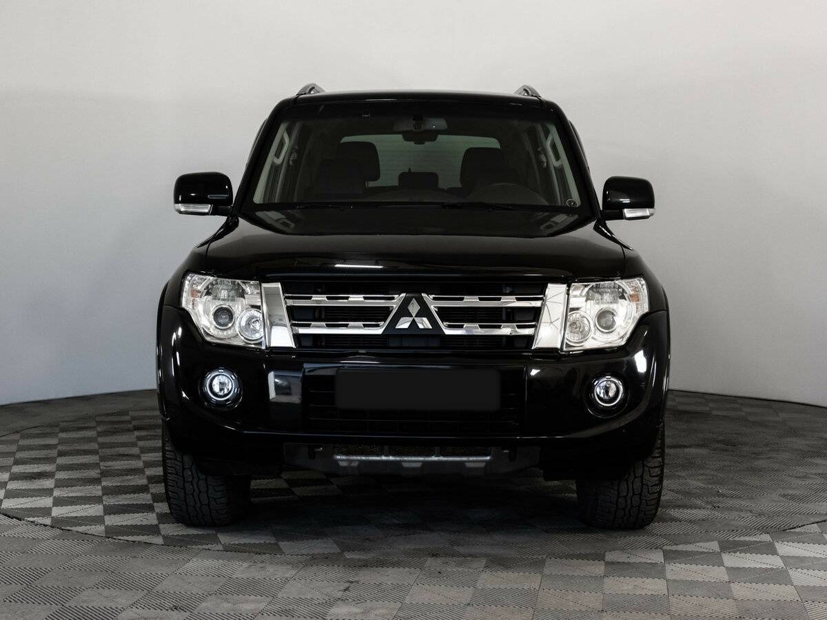 Купить Mitsubishi Pajero с пробегом. Фото: #1