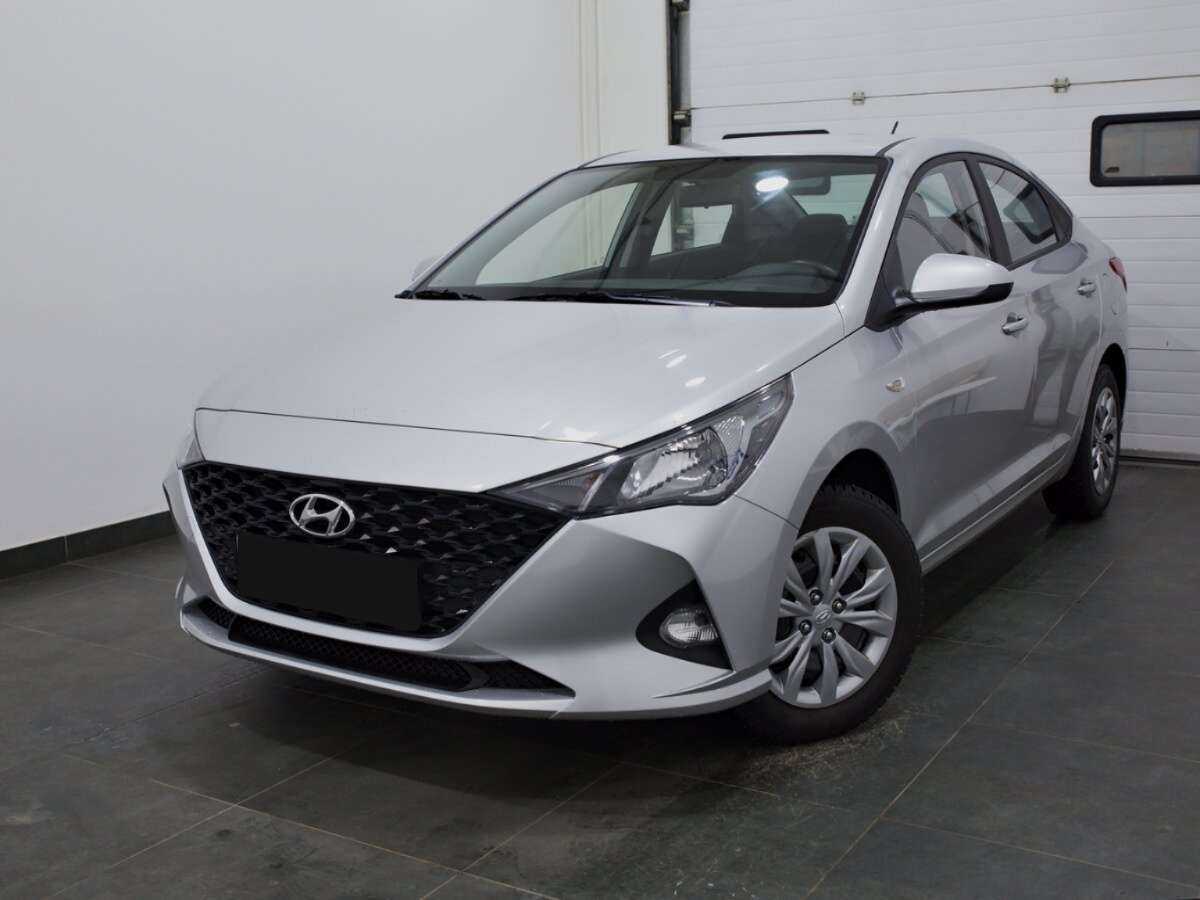Купить Hyundai Solaris с пробегом. Посмотреть фото