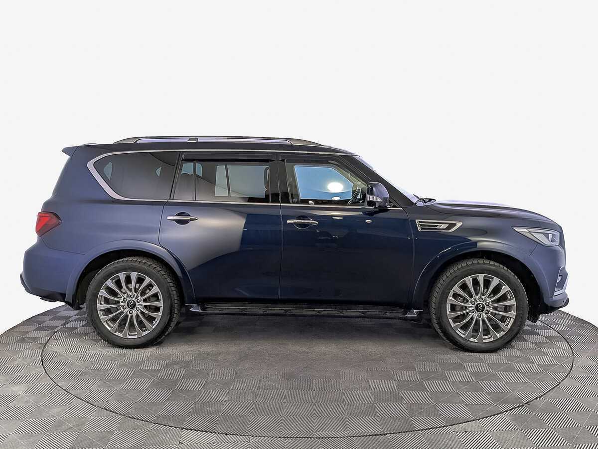 Купить Infiniti QX80 с пробегом. Фото: #3