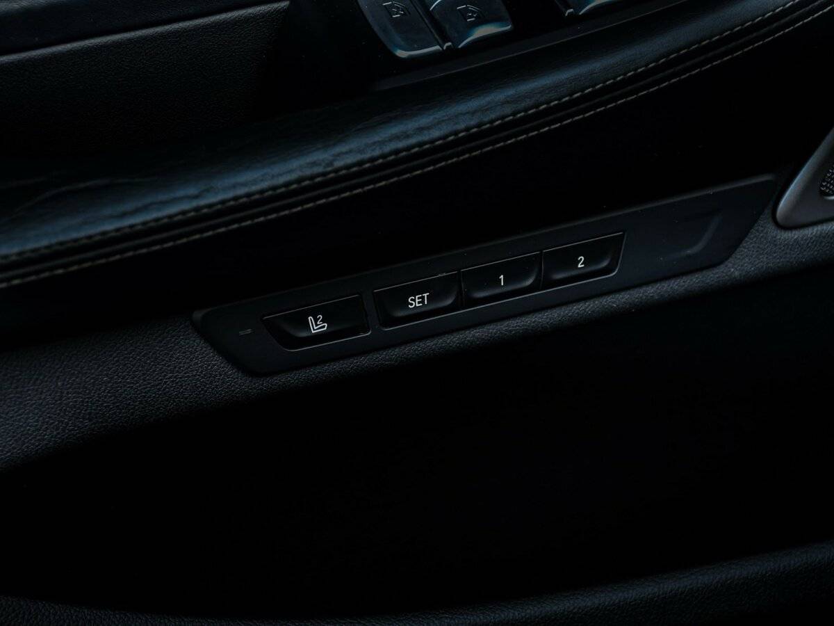 Купить BMW 7 серии с пробегом. Фото: #23